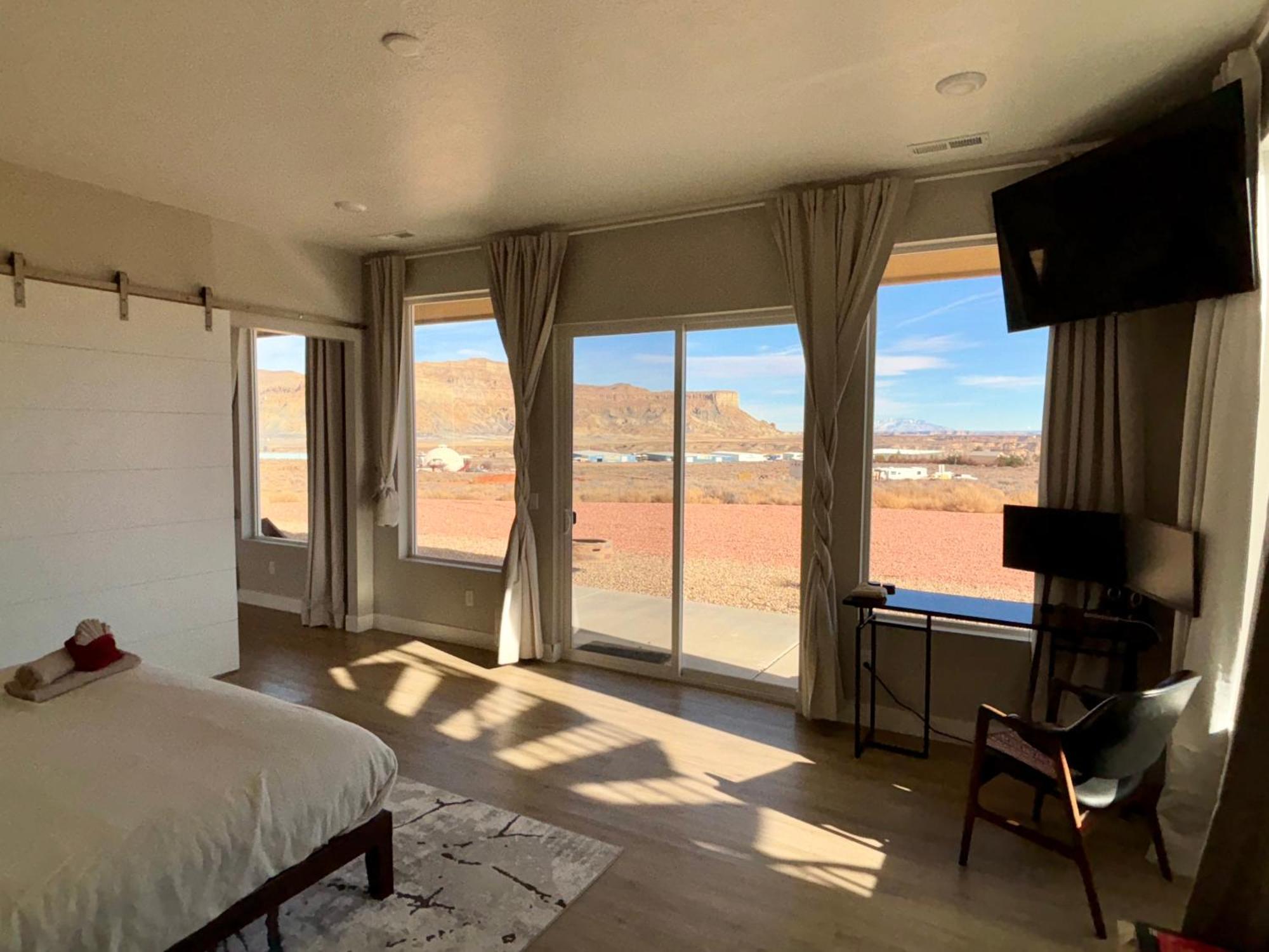 Page Arizona Border Town- Crimson Suite, Desert Canyon Getaway With Views บิ๊ก วอเตอร์ ภายนอก รูปภาพ